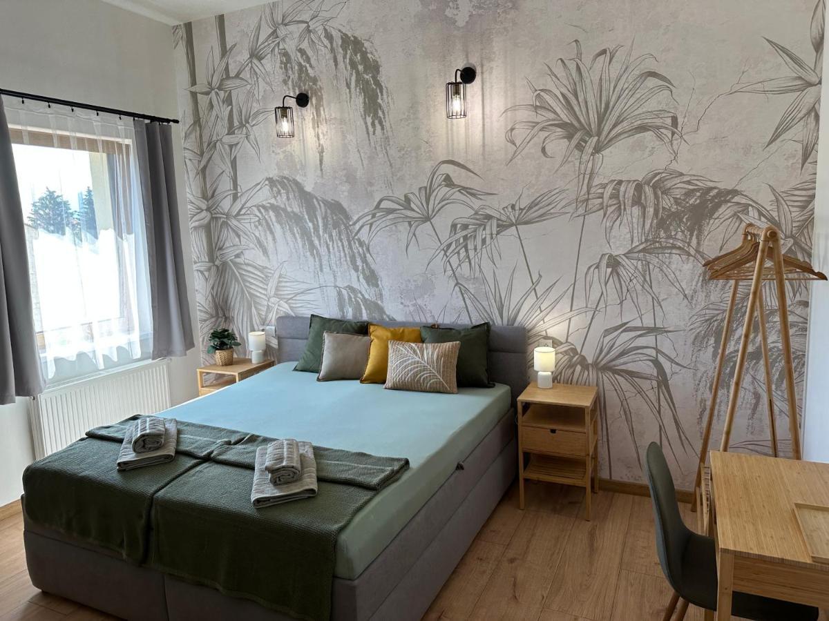 Green Apartment - City Centre - Main Square Liptovský Mikuláš Buitenkant foto